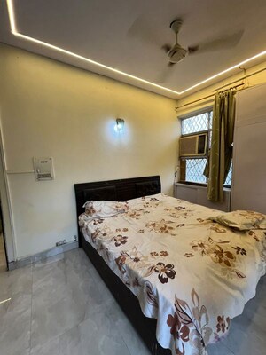 1 RK Builder Floor For Rent in Lajpat Nagar I
