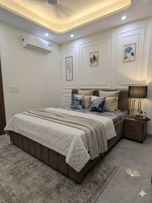 Bedroom in 2 BHK Builder Floor at Sector 42 – for Rent