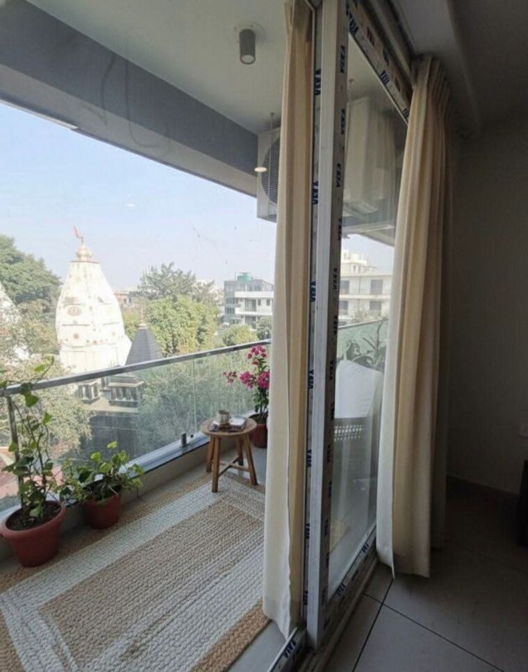 Balcony, sector 38 1 Bedroom 600 Sq.Ft. Builder Floor In Sector 38 Gurgaon 10505132