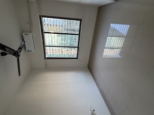 Room in 1 BHK Apartment at Lodha Vista, Lower Parel – for Rent