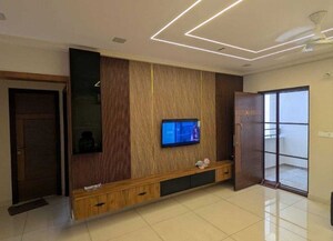 Room in 3.5 BHK Apartment at Sumadhura Horizon, Kondapur – for Rent