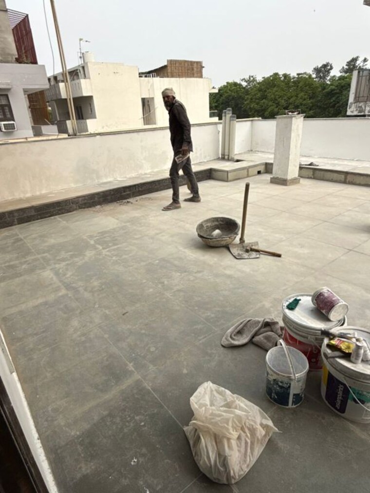  Parking, unitech-greenwood-city-apartment 2 Bedroom 2500 Sq.Ft. Builder Floor In Sector 45 Gurgaon 10505154