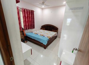 Bedroom in 2.5 BHK Apartment at Honer Vivantis, Gopanpally – for Rent