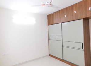 Room in 3 BHK Apartment at Honer Vivantis, Gopanpally – for Rent