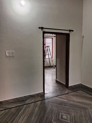 Room in 3 BHK Builder Floor at Huda – for Rent