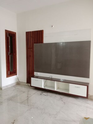 2 BHK Builder Floor For Rent in Huda