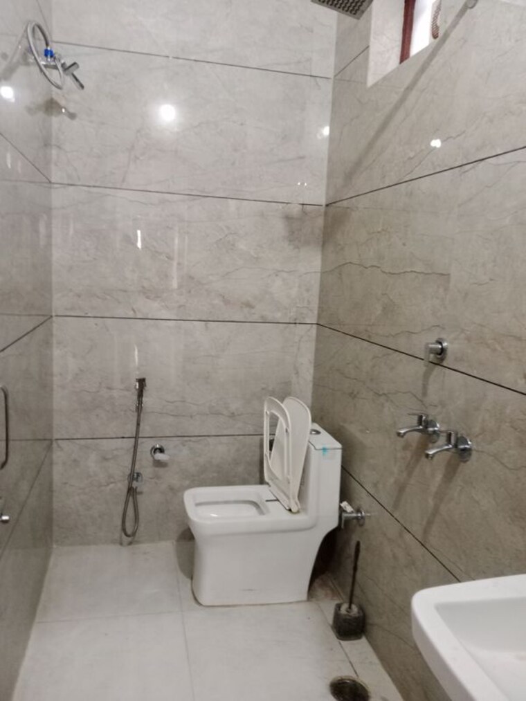 Bathroom, huda 2 Bedroom 1355 Sq.Ft. Builder Floor In Huda Panipat 10505206