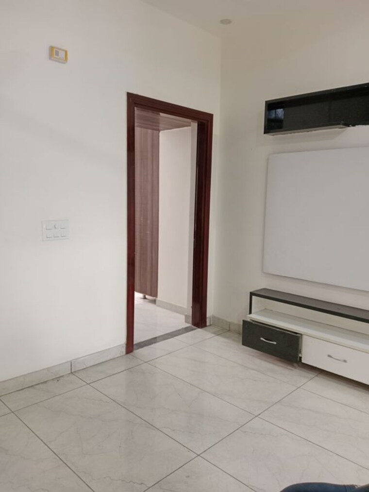 Room, huda 4 Bedroom 1937 Sq.Ft. Builder Floor In Huda Panipat 10505208