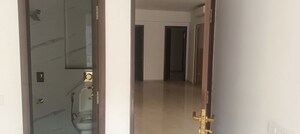 Building Lobby in 3 BHK Builder Floor at Smart World Orchard, Sector 61 – for Rent