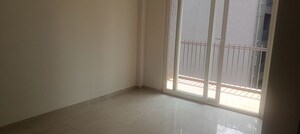Room in 3 BHK Builder Floor at Smart World Orchard, Sector 61 – for Rent