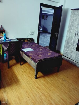 Room in  Pg at Sector 41 – for Rent