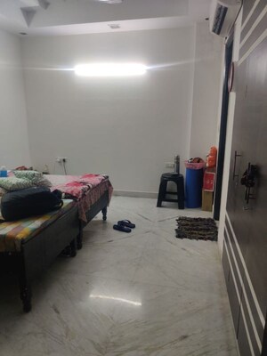 Room in  Pg at Sector 41 – for Rent