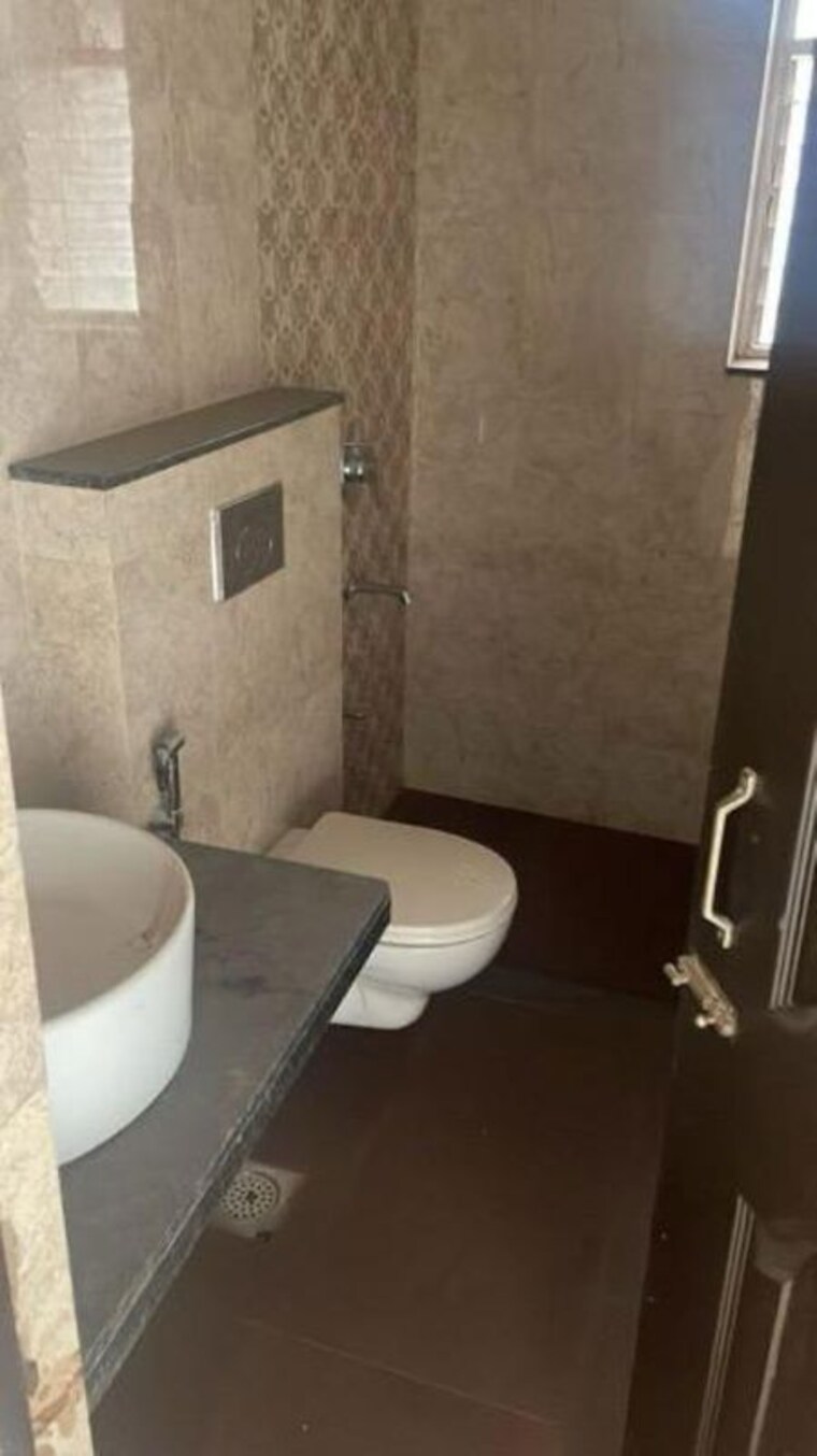 Bathroom, adwalpalkars-springfield 2 Bedroom 111 Sq.Mt. Apartment In Panaji Goa 10483729