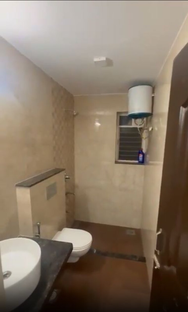 Bathroom, adwalpalkars-springfield 2 Bedroom 111 Sq.Mt. Apartment In Panaji Goa 10483729