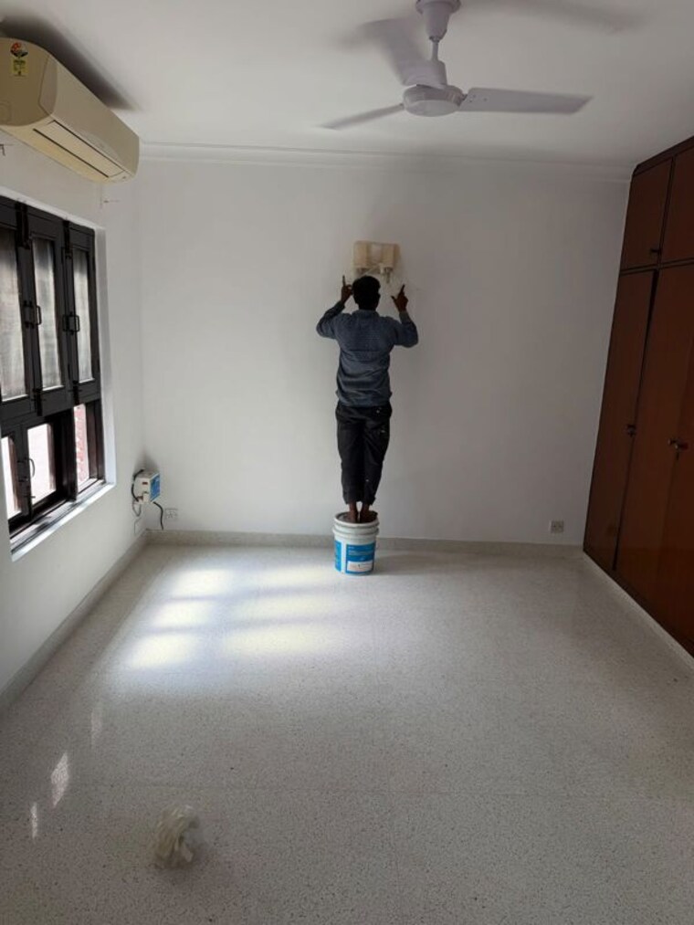 Room, shanti niketan 4 Bedroom 2500 Sq.Ft. Builder Floor In Shanti Niketan Delhi 10505223