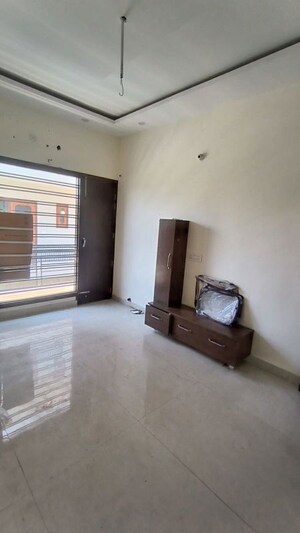 3 BHK Builder Floor For Rent in Omaxe The Resort, South Mullanpur