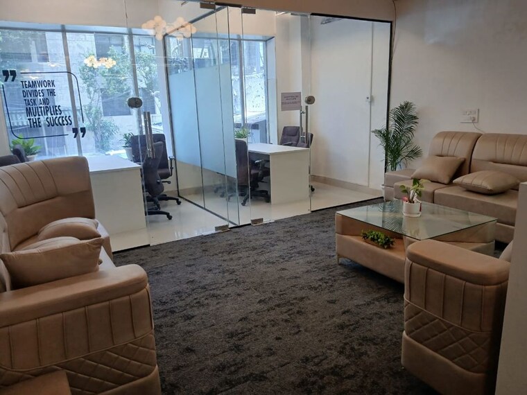 Team Area, sector 3 Commercial Office Space 2500 Sq.Ft. In Sector 3 Noida 10505242
