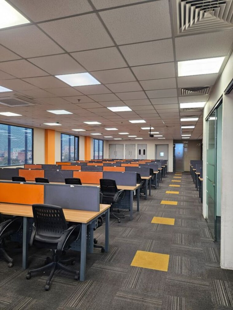 Team Area, sector 4 Commercial Office Space 3500 Sq.Ft. In Sector 4 Noida 10505246