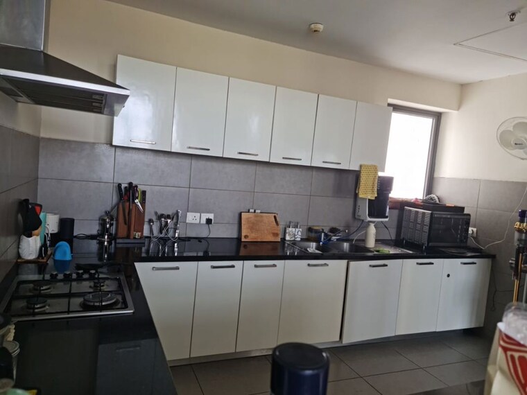 Kitchen, ireo-the-grand-arch 2 Bedroom 1375 Sq.Ft. Apartment In Sector 58 Gurgaon 10505276