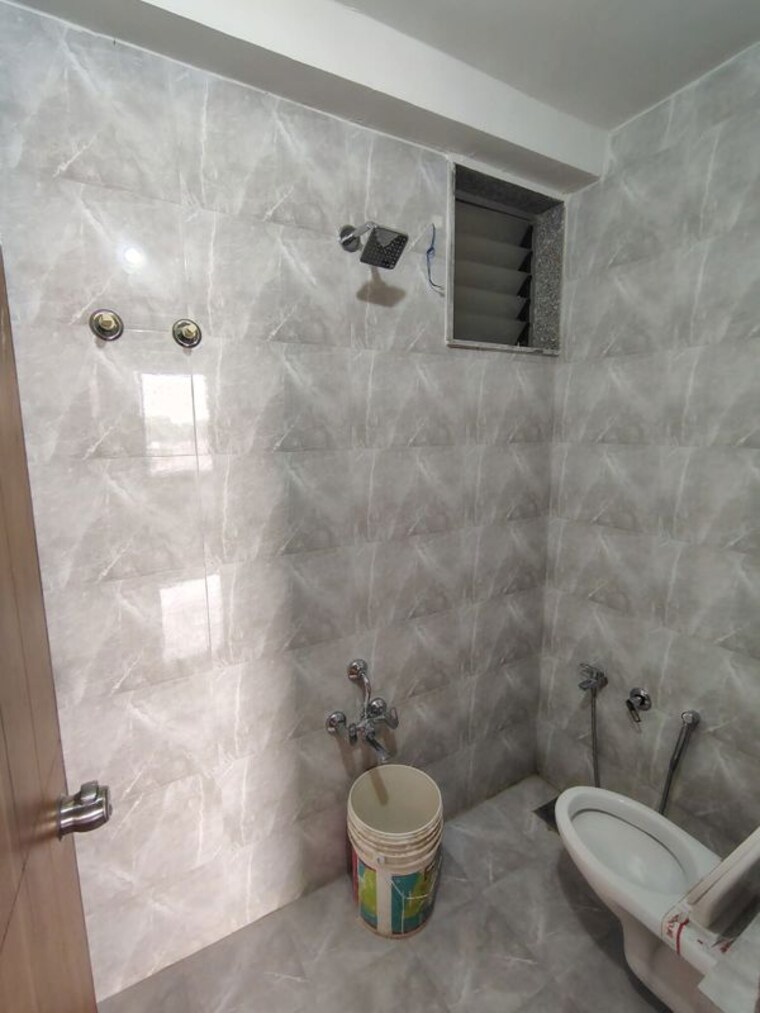 Bathroom, chetak-radhe-madhav 2 Bedroom 1554 Sq.Ft. Apartment In Sanand Ahmedabad 10505281