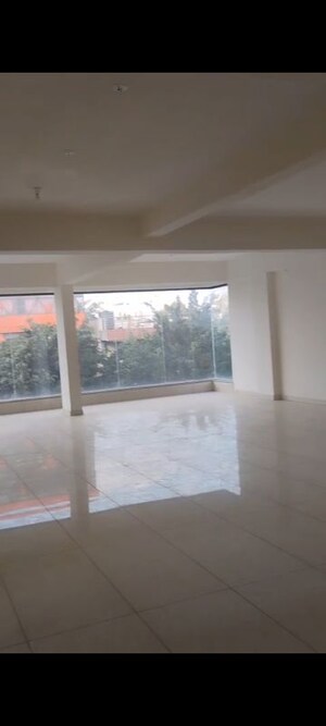 Room in  Office Space at Jakkuru – for Rent