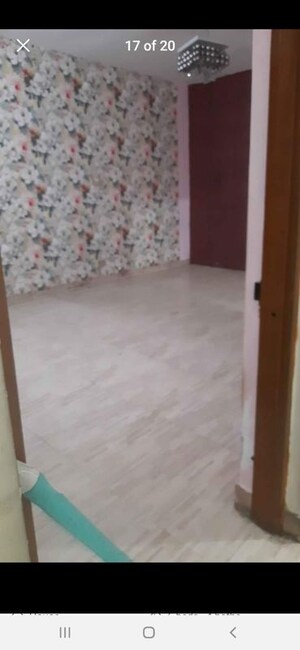 Room in 6 BHK Independent House at Gomti Nagar – for Sale