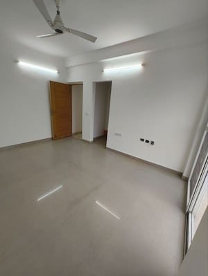 Room in 3 BHK Apartment at Orchid Island, Sector 51 – for Rent
