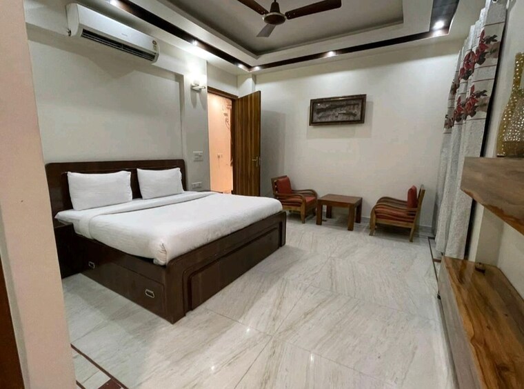 Bedroom, sector 46 3 Bedroom 2700 Sq.Ft. Independent House In Sector 46 Noida 10505314