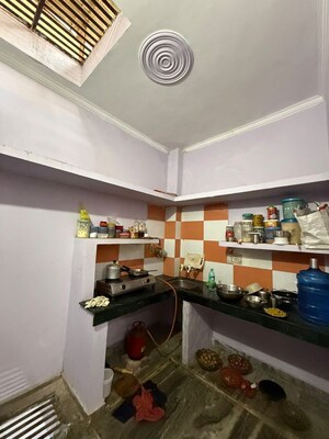 Furnished Amenities in 1 BHK Independent House at South City – for Sale