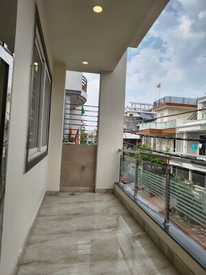 1 BHK Independent House For Sale in South City