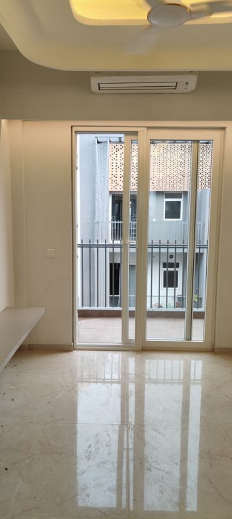 undefined, smart-world-orchard 3 Bedroom 1650 Sq.Ft. Apartment In Sector 61 Gurgaon 10505319