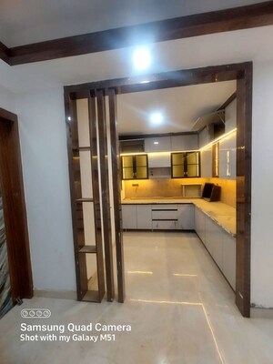 Room in 2 BHK Builder Floor at Sector 49 – for Sale