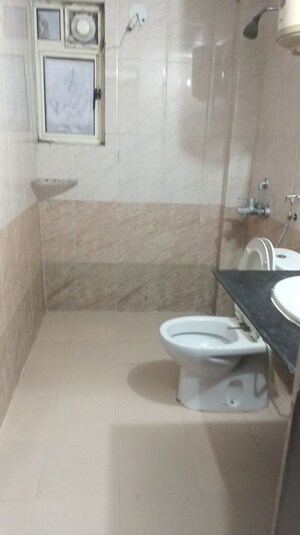 Bathroom in 4 BHK Apartment at Kbnows Apartment, Sector 16 Greater Noida – for Rent