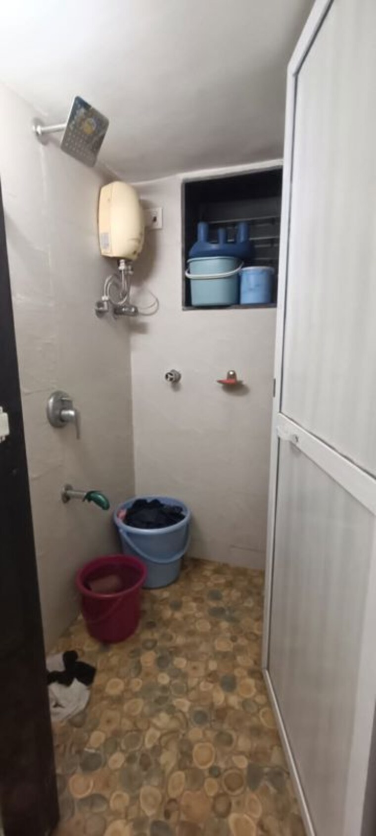 Bathroom, sagar-avenue-ii 1.5 Bedroom 650 Sq.Ft. Apartment In Santacruz East Mumbai 10505364