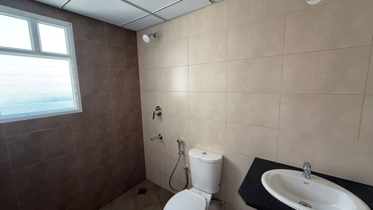 Bathroom, provident-park-square 2 Bedroom 907 Sq.Ft. Apartment In Kanakapura Road Bangalore 10505341