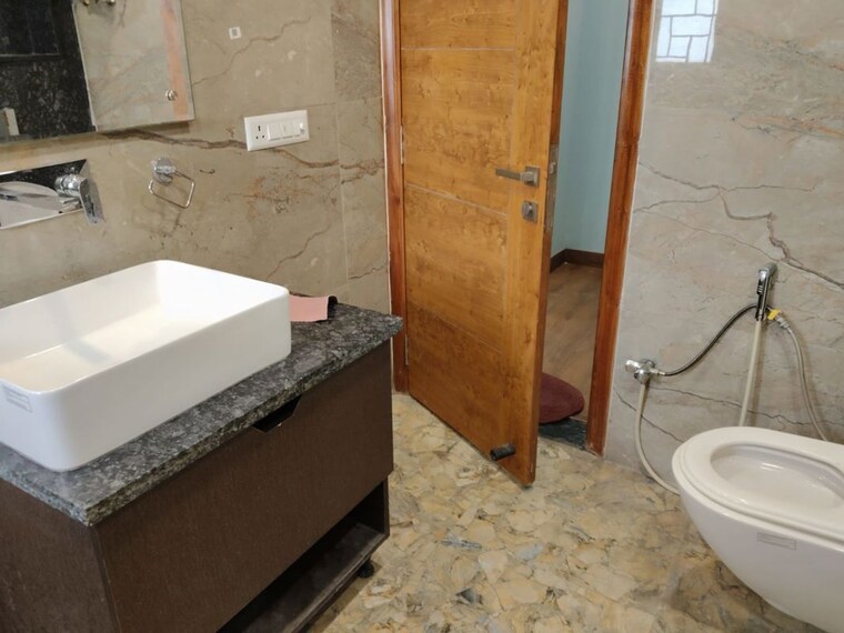 Bathroom, sector 21c 4 Bedroom 374 Sq.Ft. Builder Floor In Sector 21c Faridabad 9969730