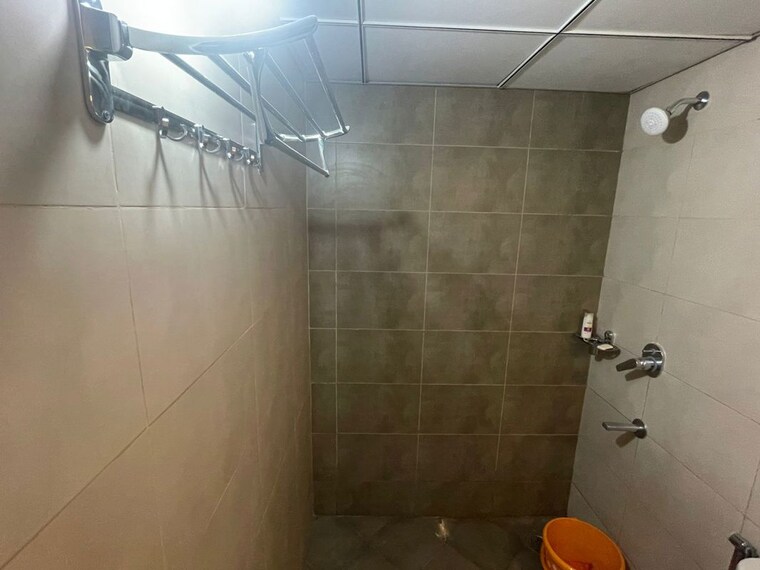 Bathroom, provident-park-square 2 Bedroom 907 Sq.Ft. Apartment In Kanakapura Road Bangalore 10505392