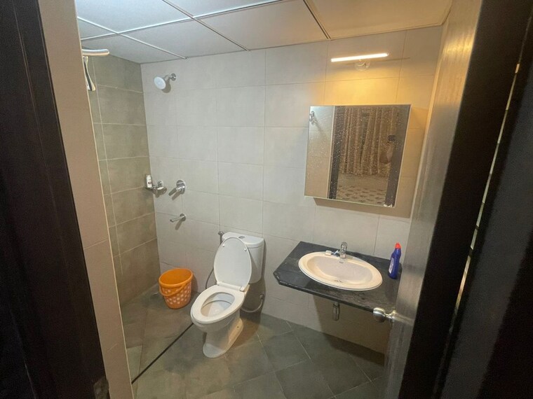 Bathroom, provident-park-square 2 Bedroom 907 Sq.Ft. Apartment In Kanakapura Road Bangalore 10505392