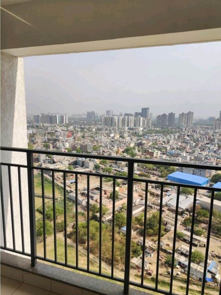 Balcony, godrej-woods 3 Bedroom 1247 Sq.Ft. Apartment In Sector 43 Noida 10505410