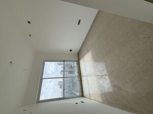 Room in 3 BHK Apartment at Marathon Monte South, Byculla West – for Rent