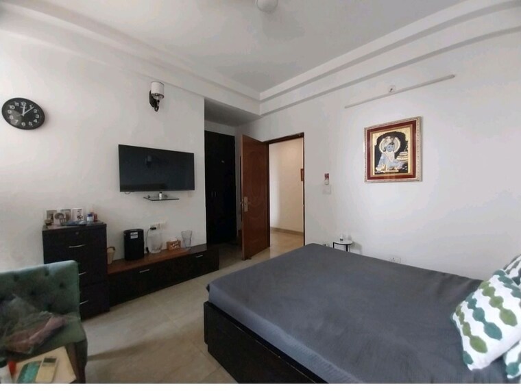 Bedroom, amrapali-sapphire 4 Bedroom 2600 Sq.Ft. Apartment In Sector 45 Noida 10505429