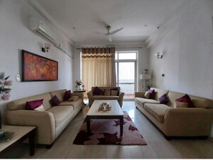 4 BHK Apartment For Sale in Amrapali Sapphire, Sector 45