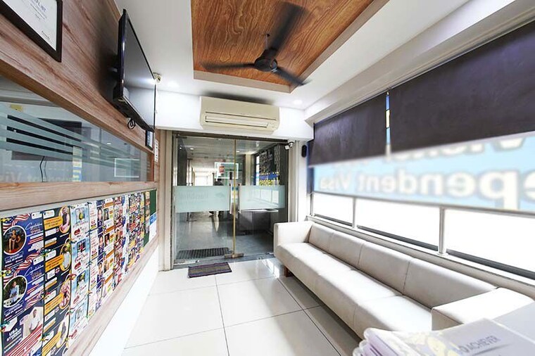 Team Area, maninagar Commercial Office Space 1800 Sq.Ft. In Maninagar Ahmedabad 10505479