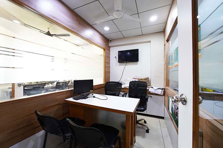 Team Area, maninagar Commercial Office Space 1800 Sq.Ft. In Maninagar Ahmedabad 10505479