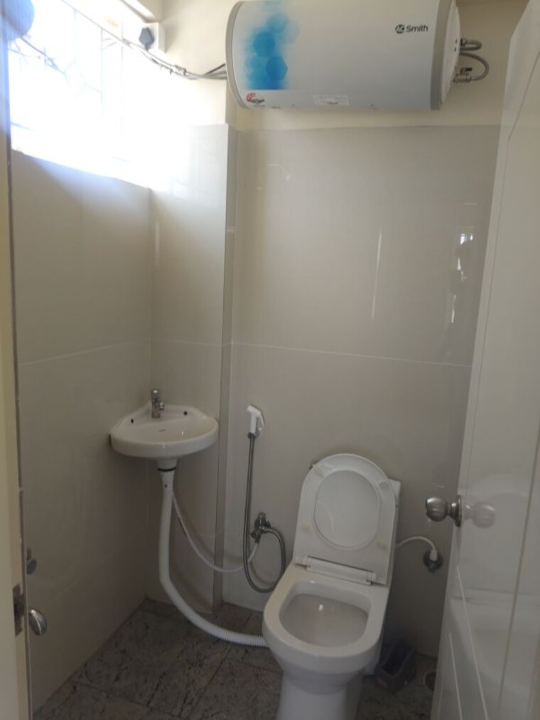 Bathroom, sujatha-residency-bellandur 2 Bedroom 1000 Sq.Ft. Apartment In Bellandur Bangalore 10505498