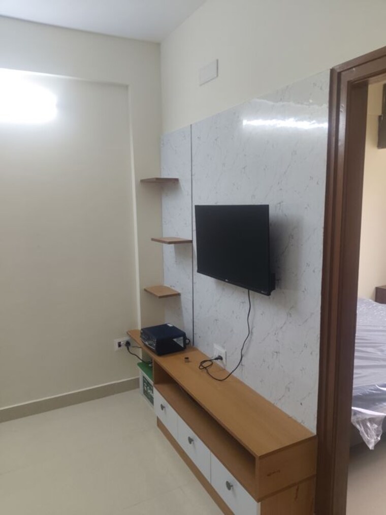 Bathroom, lakshmi-enclave-bellandur 1 Bedroom 600 Sq.Ft. Apartment In Bellandur Bangalore 10505522
