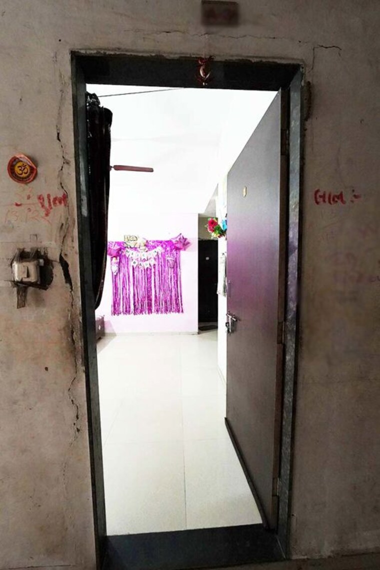 Balcony, vatva 1 Bedroom 85 Sq.Yd. Apartment In Vatva Ahmedabad 10505552