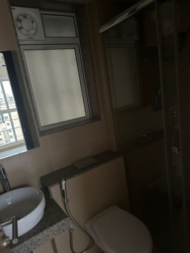 Bathroom, lnt-veridian 1 Bedroom 610 Sq.Ft. Apartment In Powai Mumbai 10505556