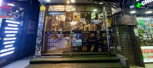  Shop – Exterior View View at Laxmi Nagar - for Rent