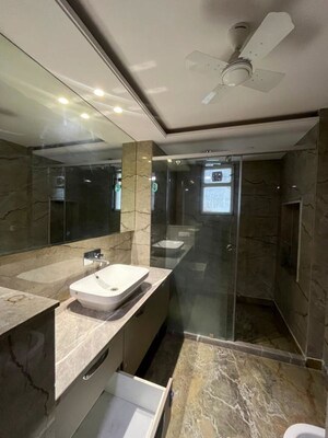 Kitchen in 3 BHK Builder Floor at Pitampura – for Rent